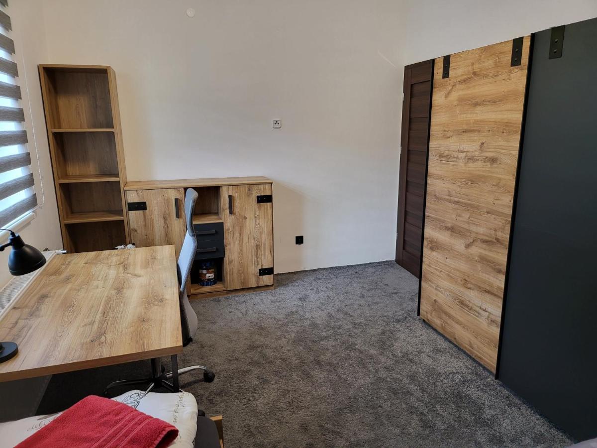 Privat Kras Villa Holstejn Buitenkant foto