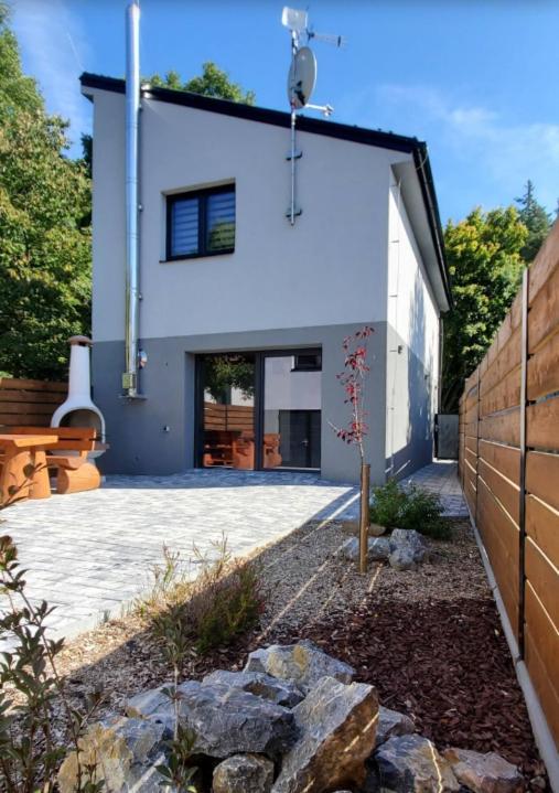 Privat Kras Villa Holstejn Buitenkant foto